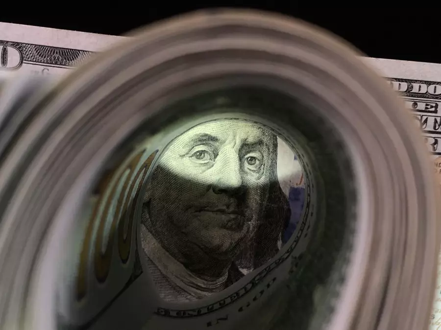 Доллар бағамы тағы төмендеді