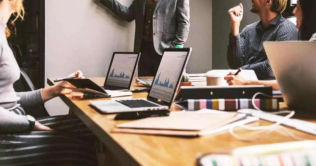  Казахстанцы имеют право уходить с работы пораньше — Минтруда 