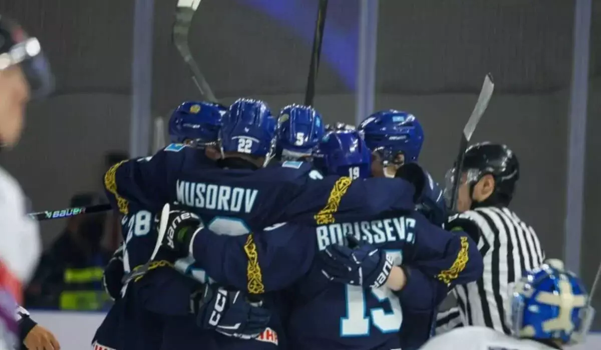 Сборная Казахстана с хет-триком стартовала на чемпионате Азии-2025 по хоккею