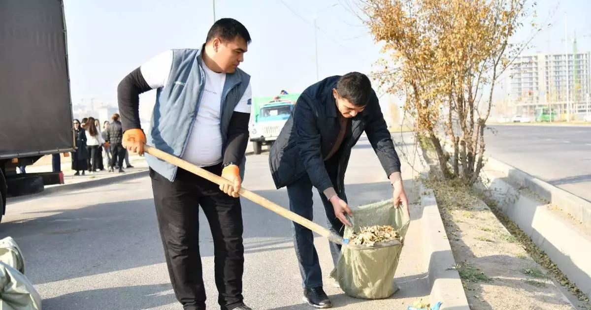  «Айналаның тазалығын сақтау – тек коммуналдық қызметтің міндеті емес»: «Таза бейсенбі» акциясы ел аумағында жалғасып жатыр 
