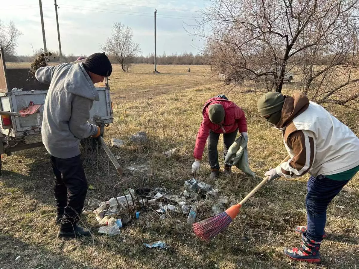 AMANAT проводит акцию “Таза бейсенбі” во всех регионах