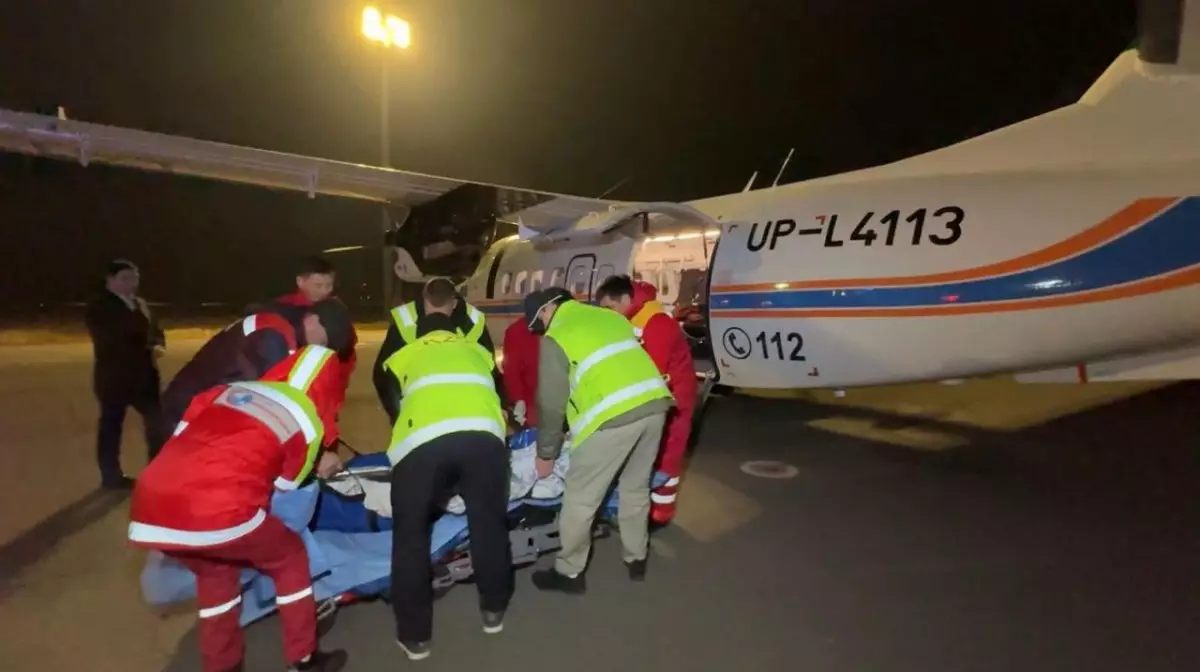 Түркістан облысында өрттен зардап шеккен әйел тікұшақпен Шымкентке жеткізілді