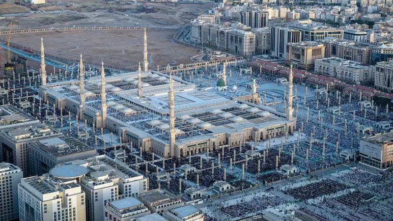 Медина приветствует более 3,7 миллионов посетителей во втором квартале 2025 года.