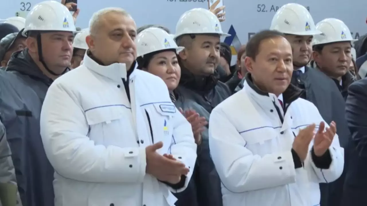 Завод EkibastuzFerroAlloys официально открыли