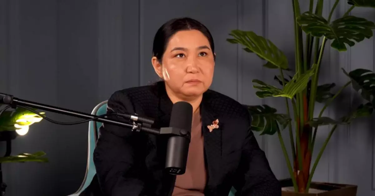   «Сақ болуларыңызды сұраймын!»: Арман Дүйсеновтің жұбайы мәлімдеме жасады   