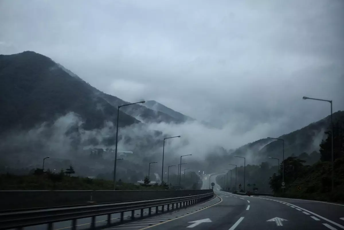 Туман, метель и гололед: где в Казахстане объявлено штормовое предупреждение