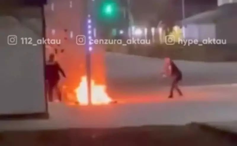 В Мангистауской области мужчина попытался поджечь себя у здания полиции