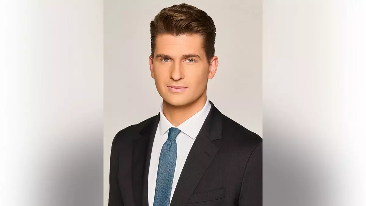 FOX News Media повысила Билла Мелигина до корреспондента в Конгрессе.