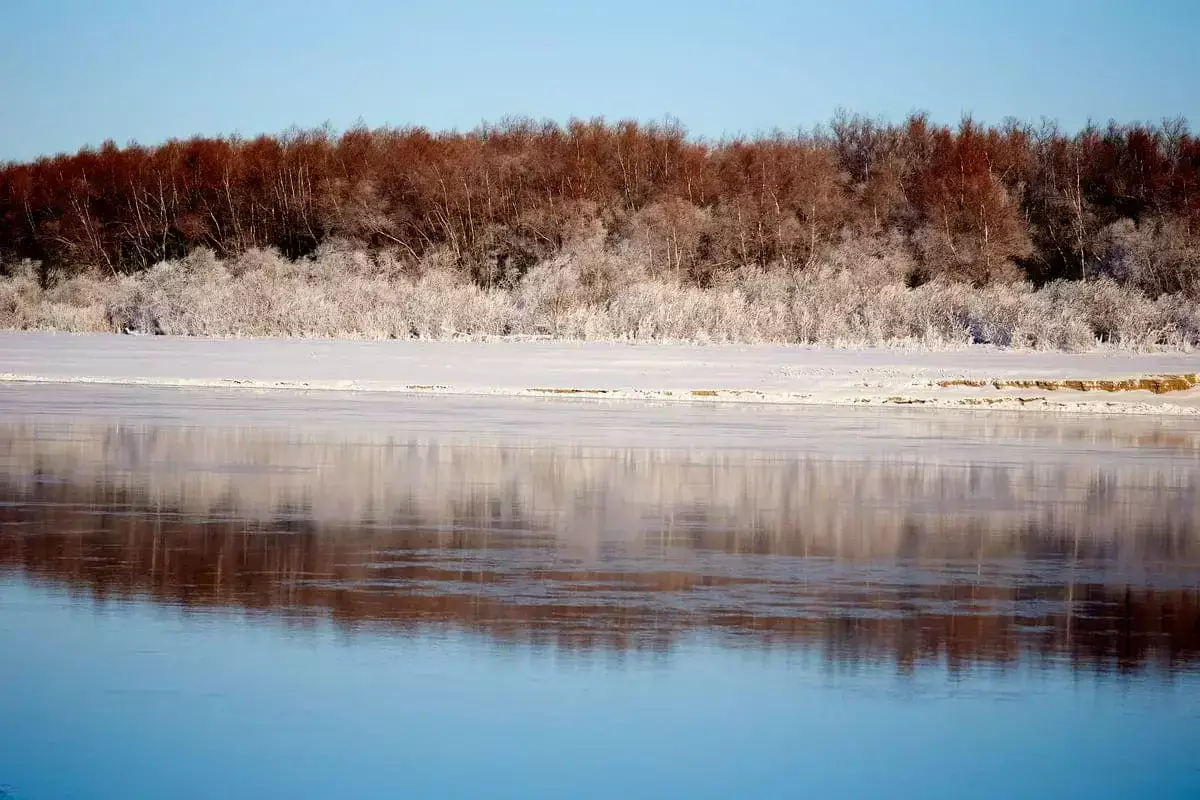 Женщина без вести пропала в Павлодаре: её вещи нашли на берегу Иртыша