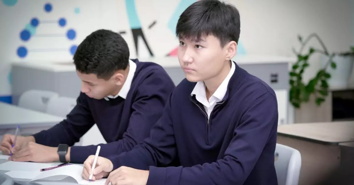   Еліміздегі 1,5 миллион оқушы бір мезгілде мазмұндама жазды   