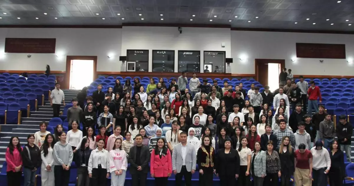  Шетелдегі қазақ ғалымдар Астанада бас қоспақ 