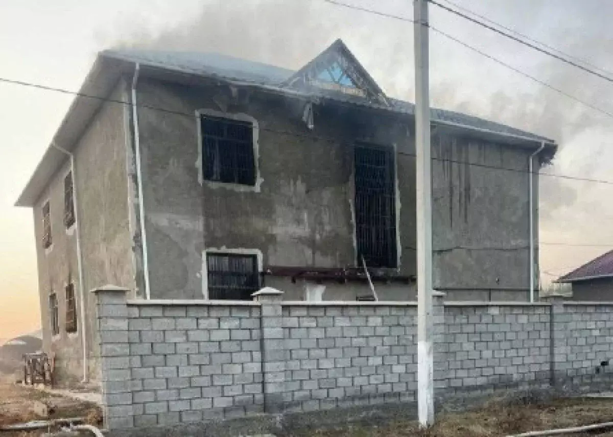 12 погибших в пожаре в Алгабасе: как безопасность и преступность обернулись трагедией