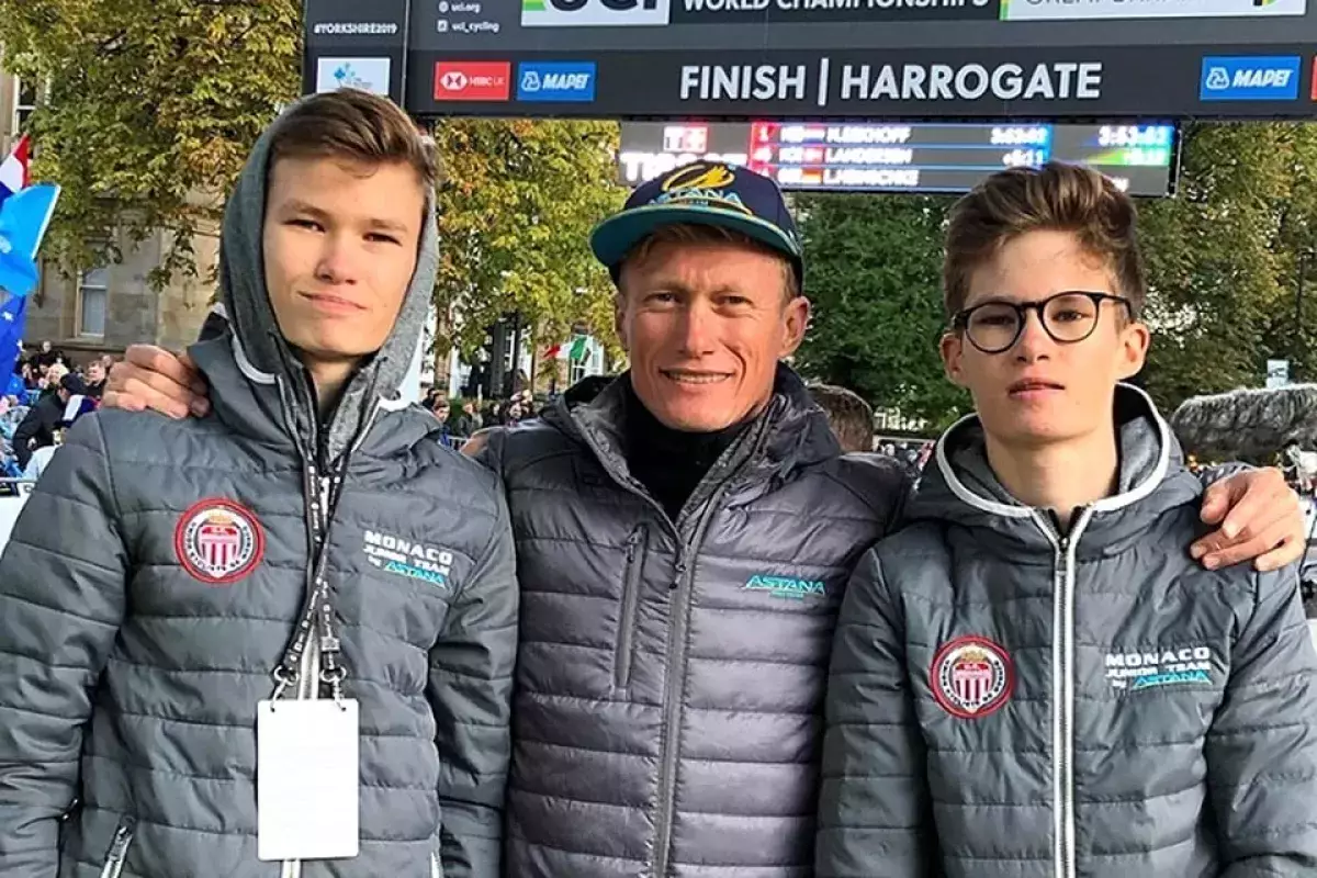 Александр Винокуров баласын басшылық қызметке тағайындады