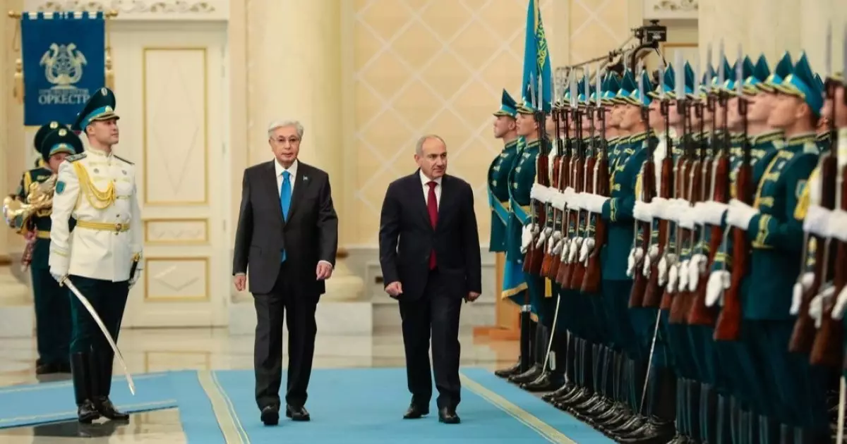  Қасым-Жомарт Тоқаев Армения Премьер-министрін Ақордада қарсы алды 