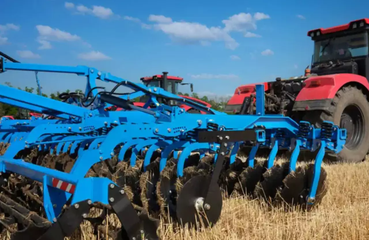 25 000 единиц сельхозтехники закуплено хозяйствами за год