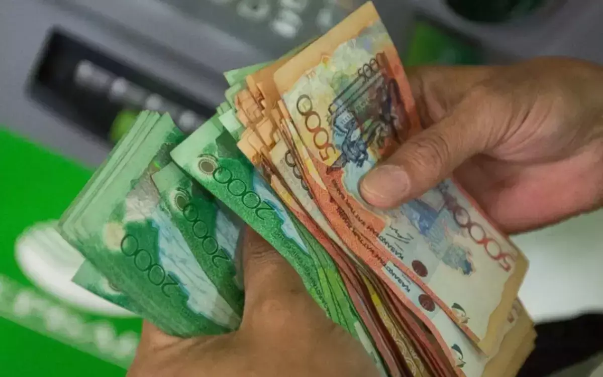 В Казахстане наложили запрет на продажу долгов до мая 2027 года: важные детали - новости на Lada.kz 21.11.2025