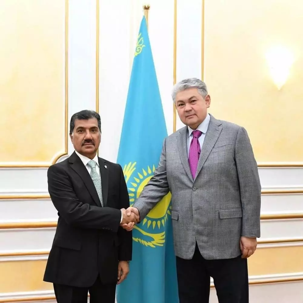 Министр иностранных дел Казахстана и Аль-Хаммади провели обзор двусторонних отношений.