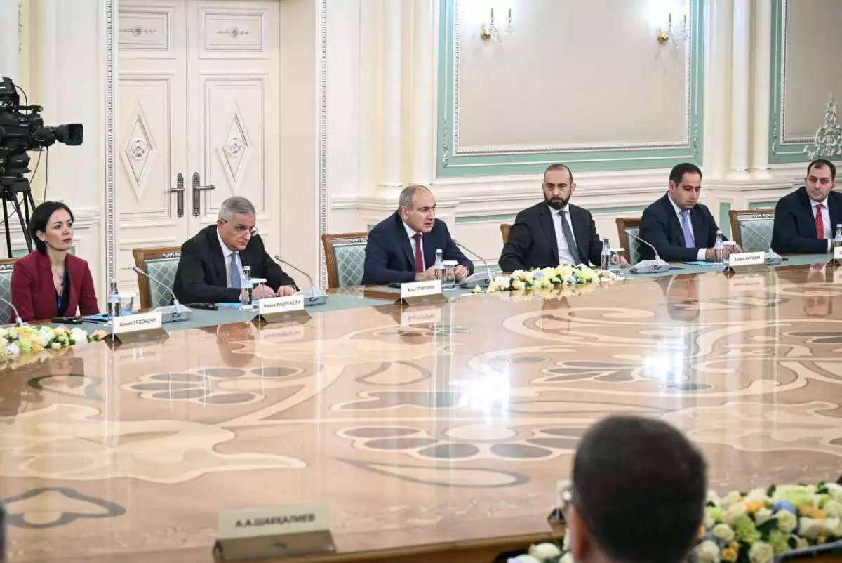 Пашинян заявил, что Казахстан является образцом для Армении