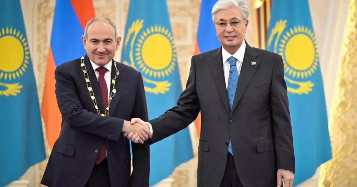  Мемлекет басшысы Армения Премьер-министрін «Алтын Қыран» орденімен марапаттады 