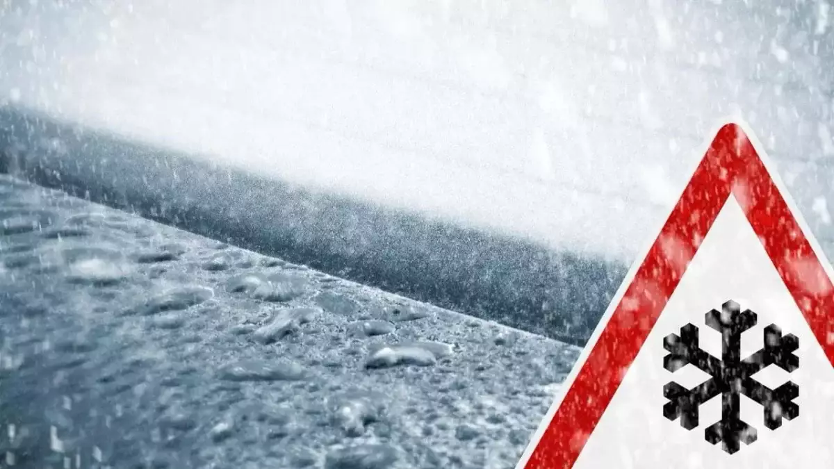 Погода в Казахстане испортится на выходных: метели захватят полстраны