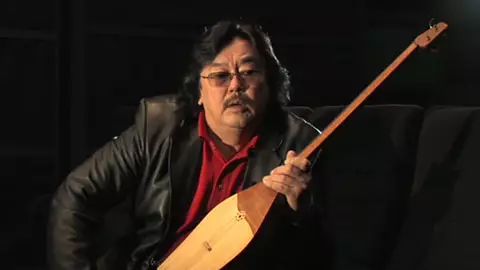 Белгілі күйші Секен Тұрысбеков «Халық әртісі» атағынан бас тартты?