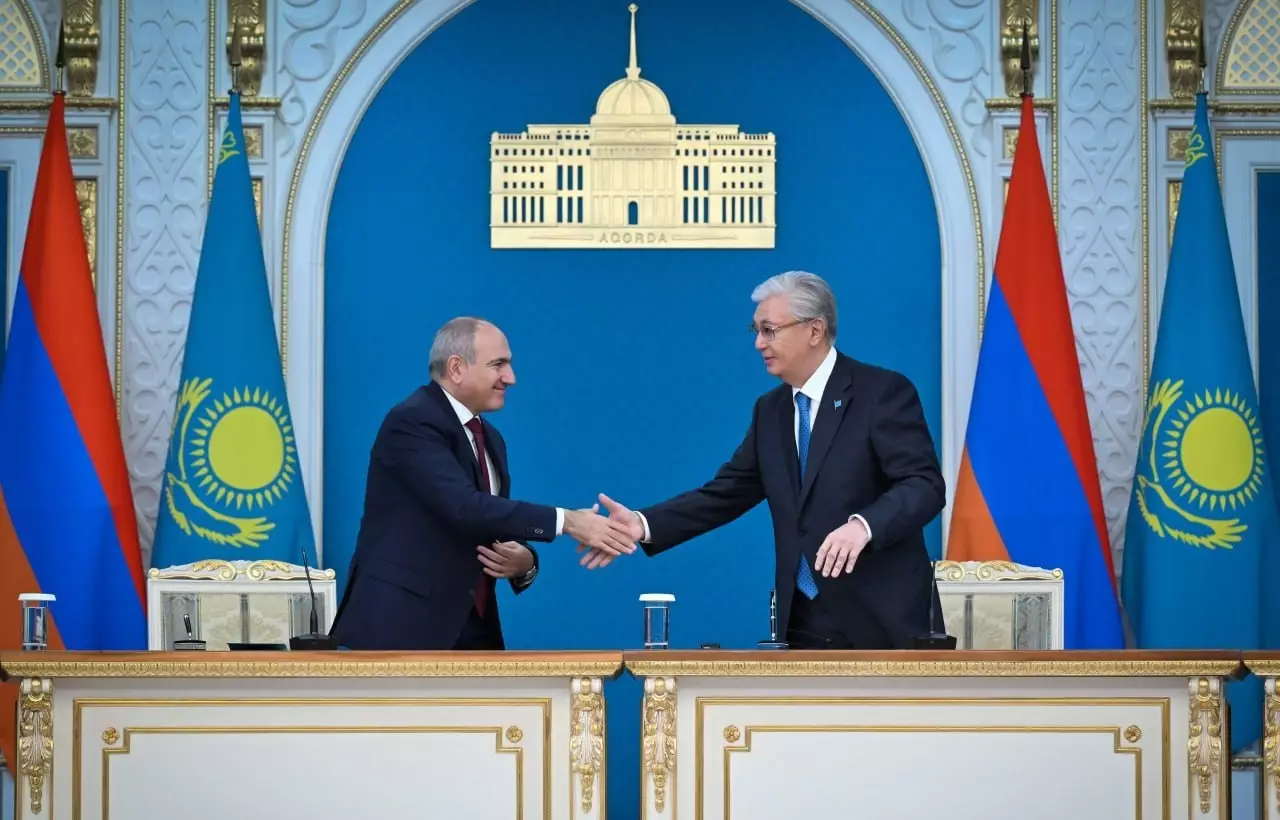Отношения с Арменией выходят на уровень стратегического партнерства – Токаев