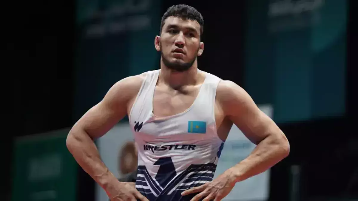 Ризабек Айтмұқан Олимпиада чемпионын жеңіп, суперсенсация жасады