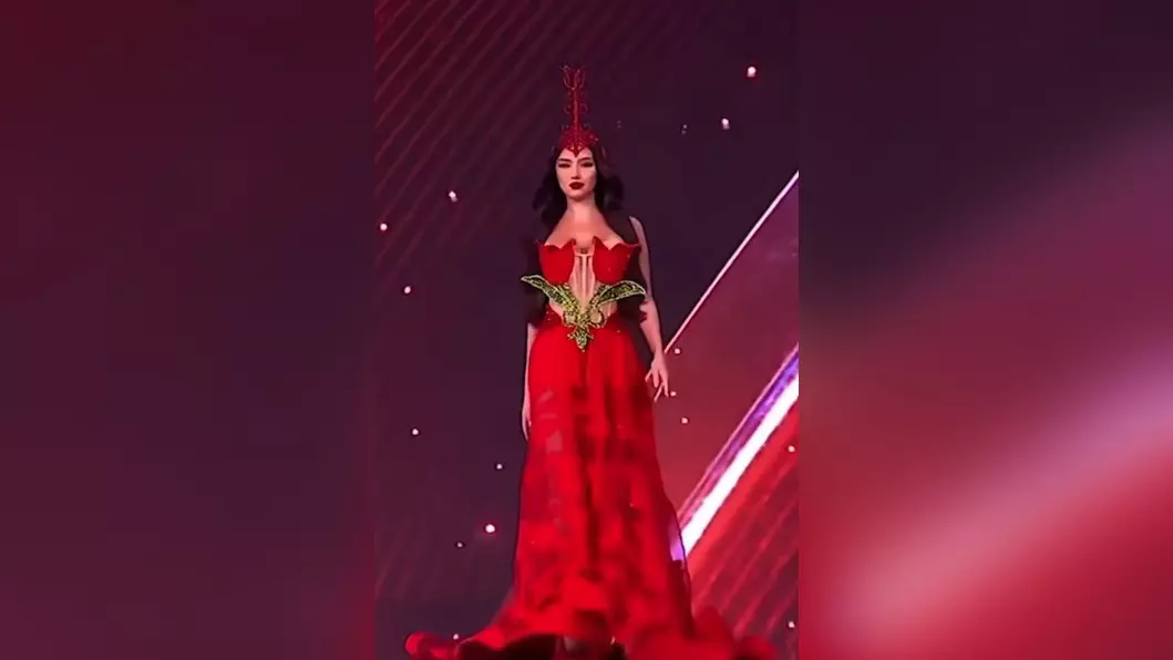 Платье-тюльпан Даны Алмасовой произвело фурор на «Мисс Вселенная»