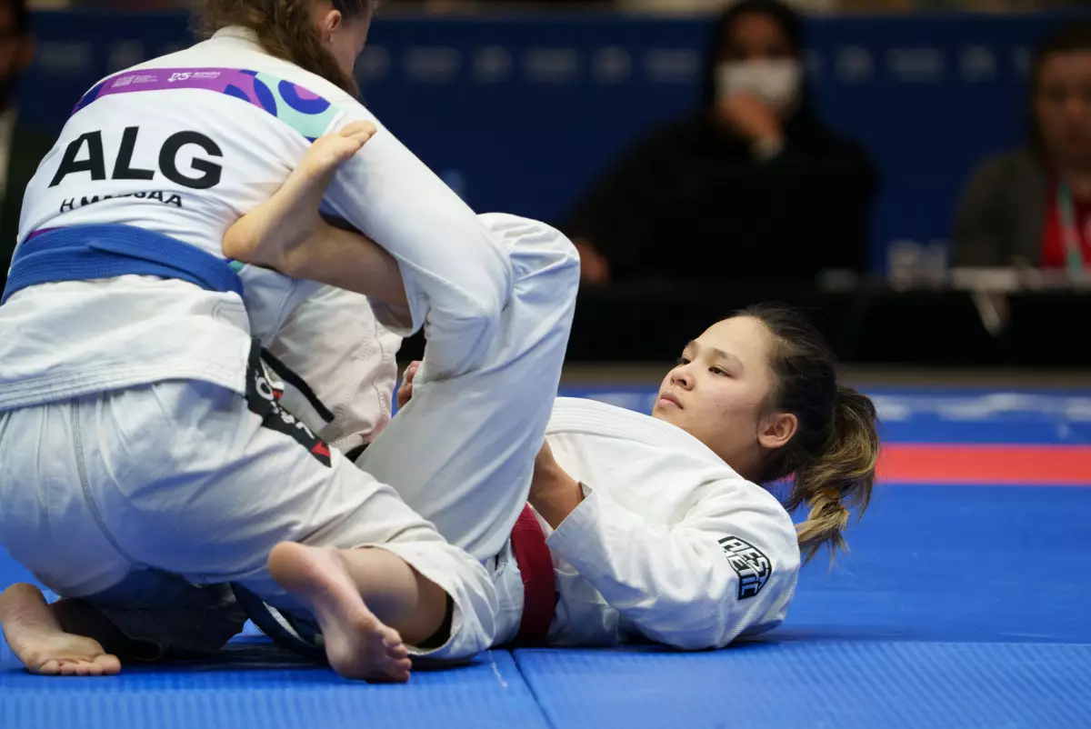 Жибек Кулумбетова завоевала серебро в джиу-джитсу на Исламских играх