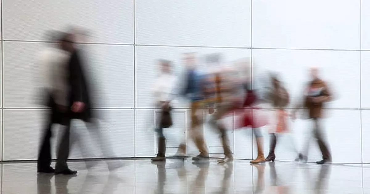  Біз өзіміз жасаған әлемнің жылдамдығына ілесе алмай жатырмыз 