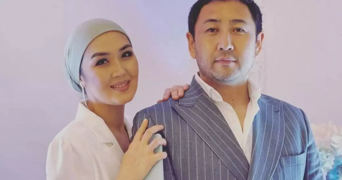  `Ауыртпашылық жойылады`: Ғаділбек Жанай жұбайына жазба арнады 