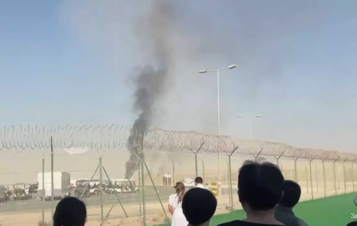 Истребитель разбился на глазах у публики в Дубае