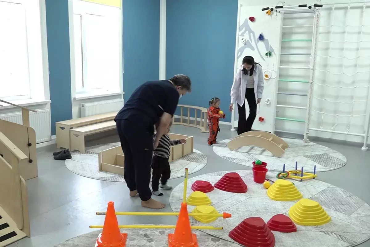 В Алматы открылось новое отделение ранней реабилитации для детей от 3 месяцев до 3 лет