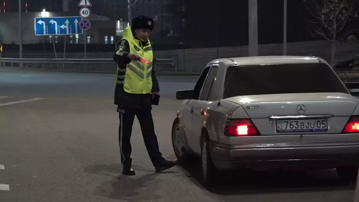 Қала келбеті: Алматы экологиясына кері әсерін тигізген жүргізушілерге 653 миллион теңге айыппұл салынды