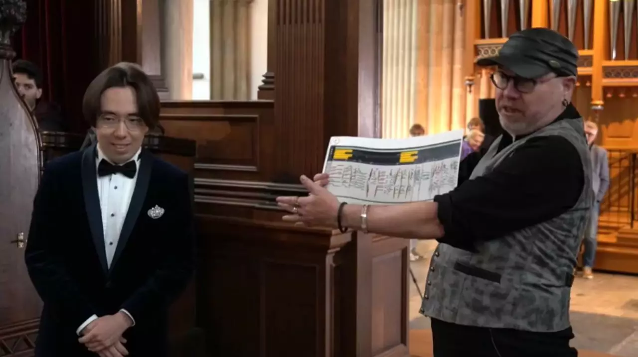 Рахат-Би Абдысагин представил квантовую симфонию в Оксфордском университете