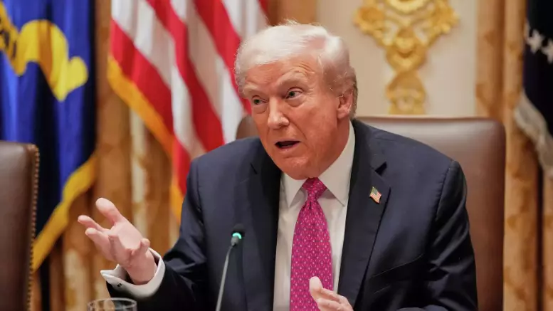 Трамп жақын арада Мадуромен келіссөз жүргізетінін айтты