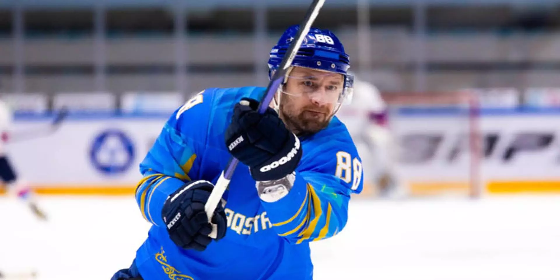 Форвард сборной Казахстана пополнил состав «Металлурга»