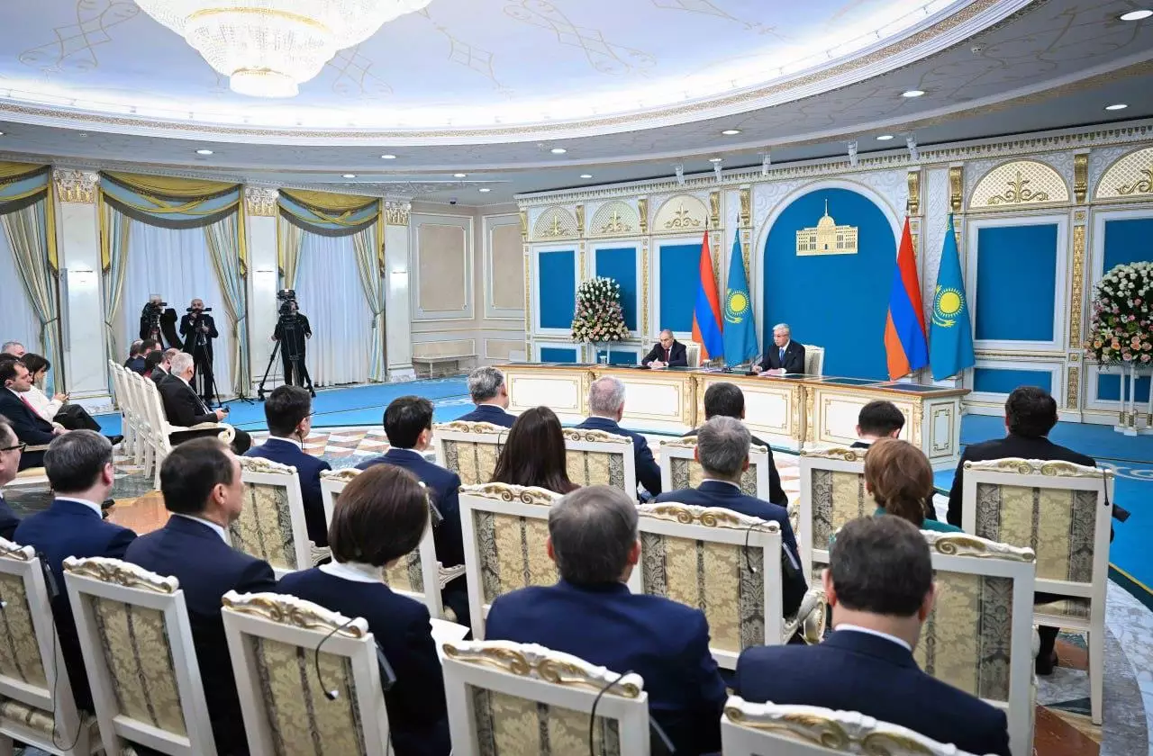 Казахстан и Армения вскоре начнут усилия по установлению прямого авиасообщения.