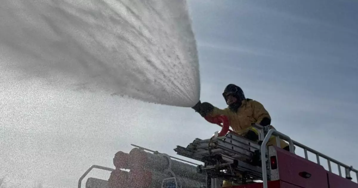  Алматыда әкімшілік ғимарат өртеніп жатыр 