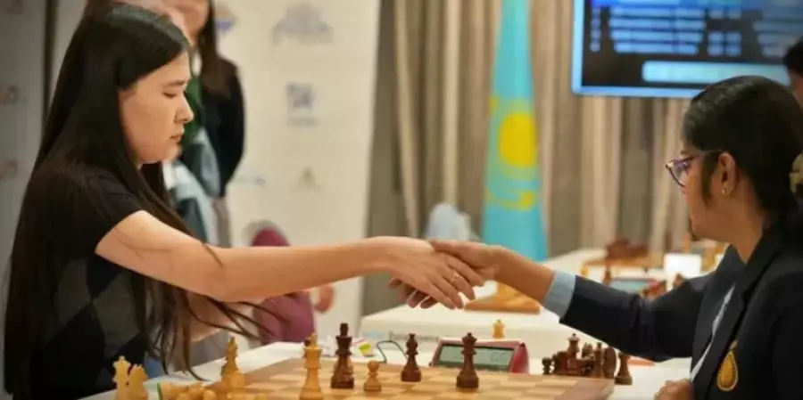 Шахматтан әлем чемпионаты: Қазақстан құрамасы жартылай финалға шықты
