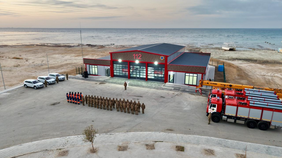 ТЖМ басшысы Каспий теңізінің жағалауында жаңа өрт сөндіру-құтқару бөлімін ашты