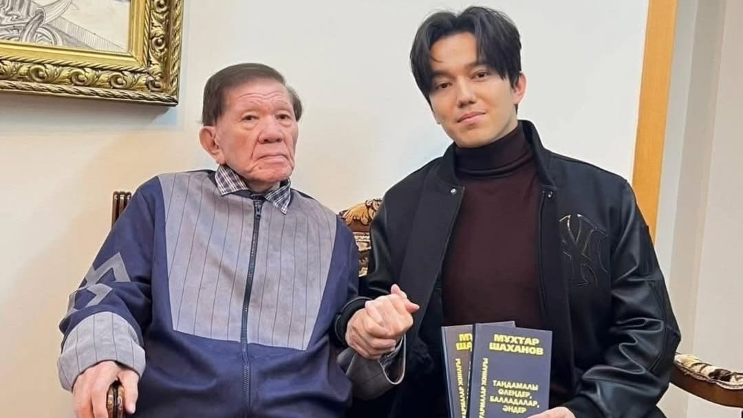 Ақын Мұхтар Шаханов Димашқа алғыс білдіріп, батасын берді