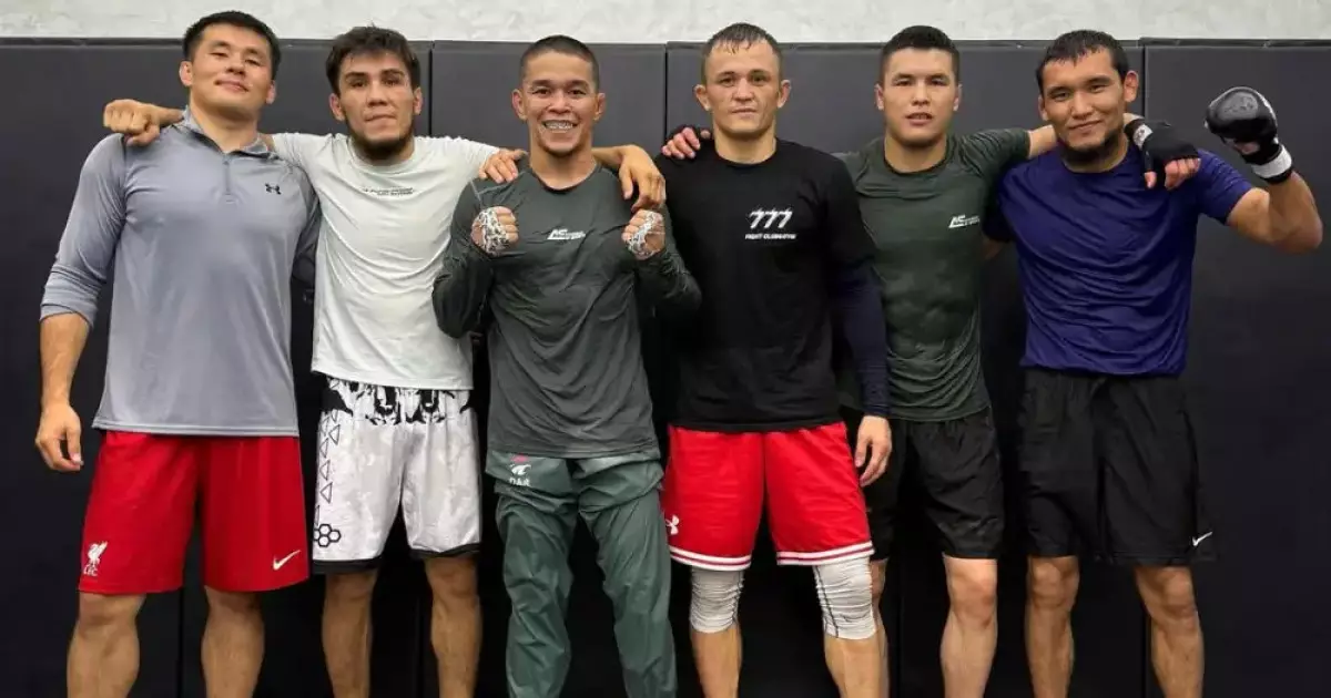   Бүгін UFC-де қос бірдей қазақ жігіті жекпе-жек өткізеді   