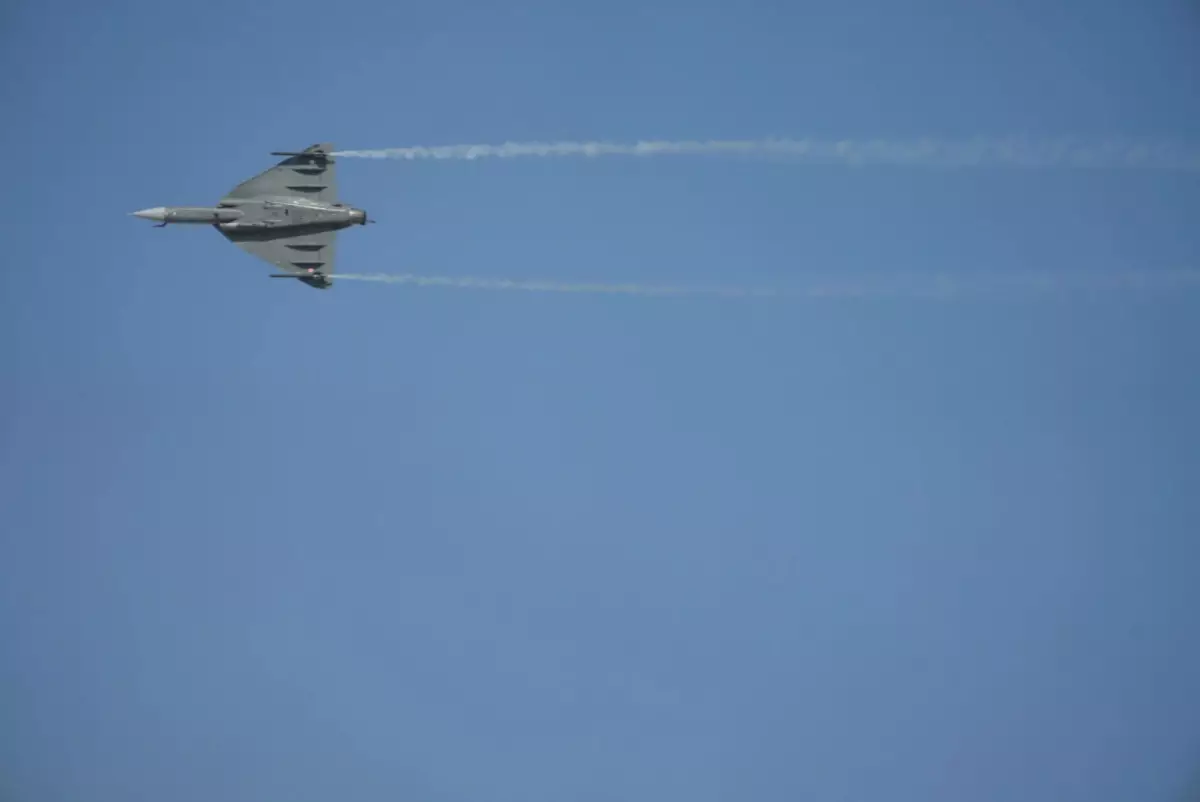 Индийский истребитель разбился на авиашоу в Дубае