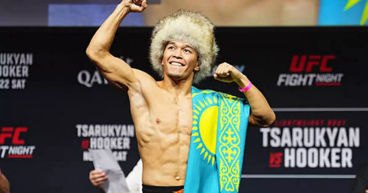   Асу Алмабаев қарсыласын үшінші раундта жеңіп, рейтингте жоғарылады   