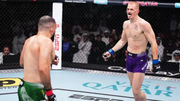 Боец с 17-1 подошёл к Рахмонову перед соглавным боем в UFC