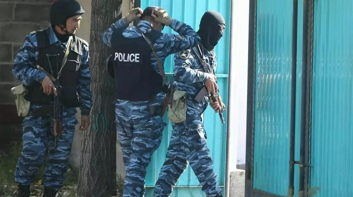 Массовые задержания оппозиции перед выборами в Кыргызстане