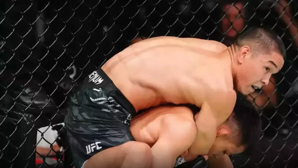 UFC: Асу Алмабаев жарқын жеңіске жетті