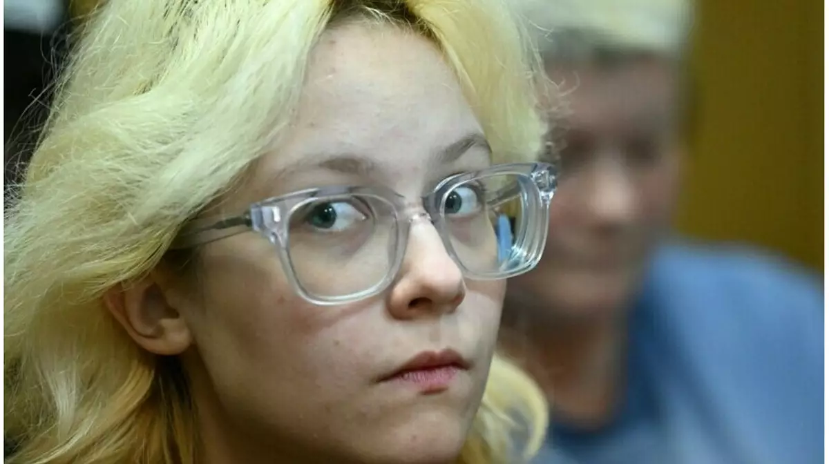 Певицу из "Стоптайм" снова задержали сразу после окончания срока ареста