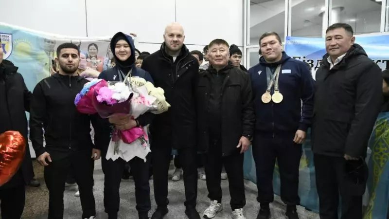 Токиодағы Сурдлимпиялық ойындардың чемпиондарын Астанада қарсы алды